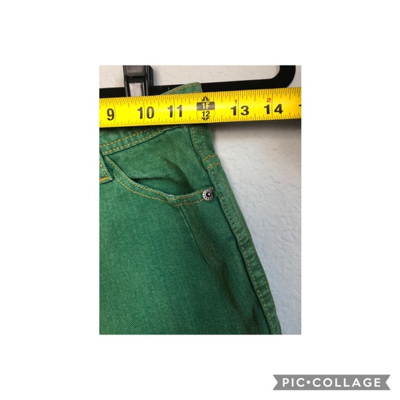 Green button up high-wasted shorts - Picture 3 of 8